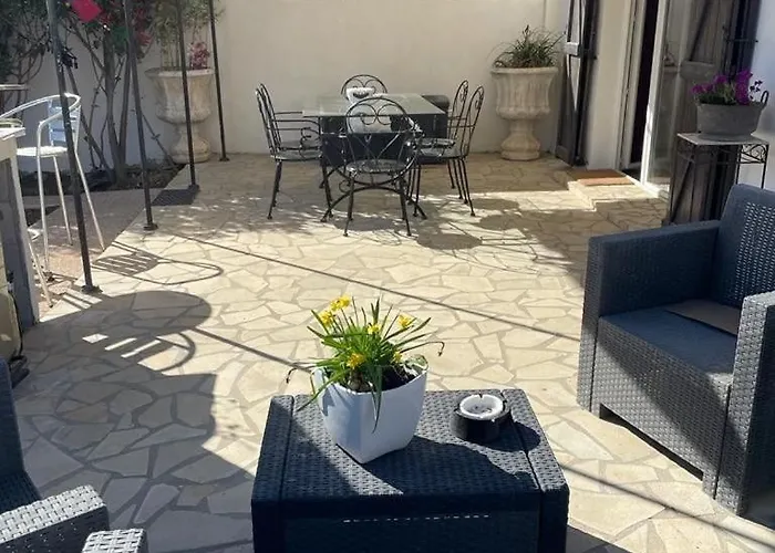 Villa Jolie Maison Avec Jardin *